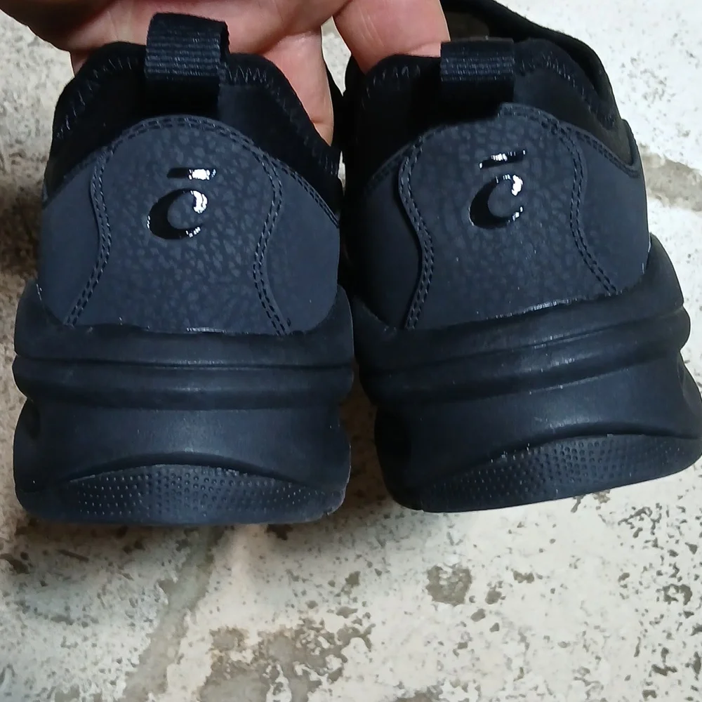 Clove Black Classic Collection Size 8 Men's 9.5 Women's - Picture 5 of 8